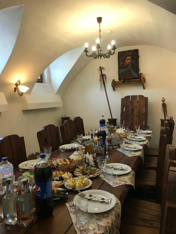 Готельний Комплекс Трапезна Subbotiv Extérieur photo